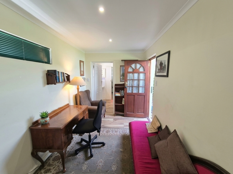 To Let 1 Bedroom Property for Rent in Observatory Western Cape